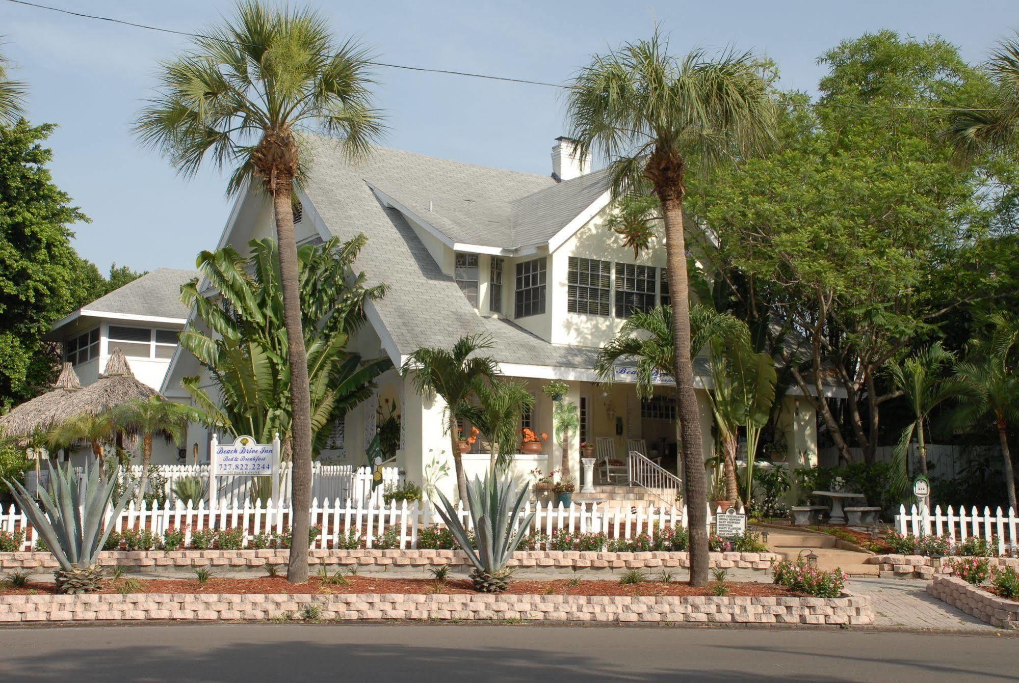 Beach Drive Inn Sankt Petersburg Exterior foto